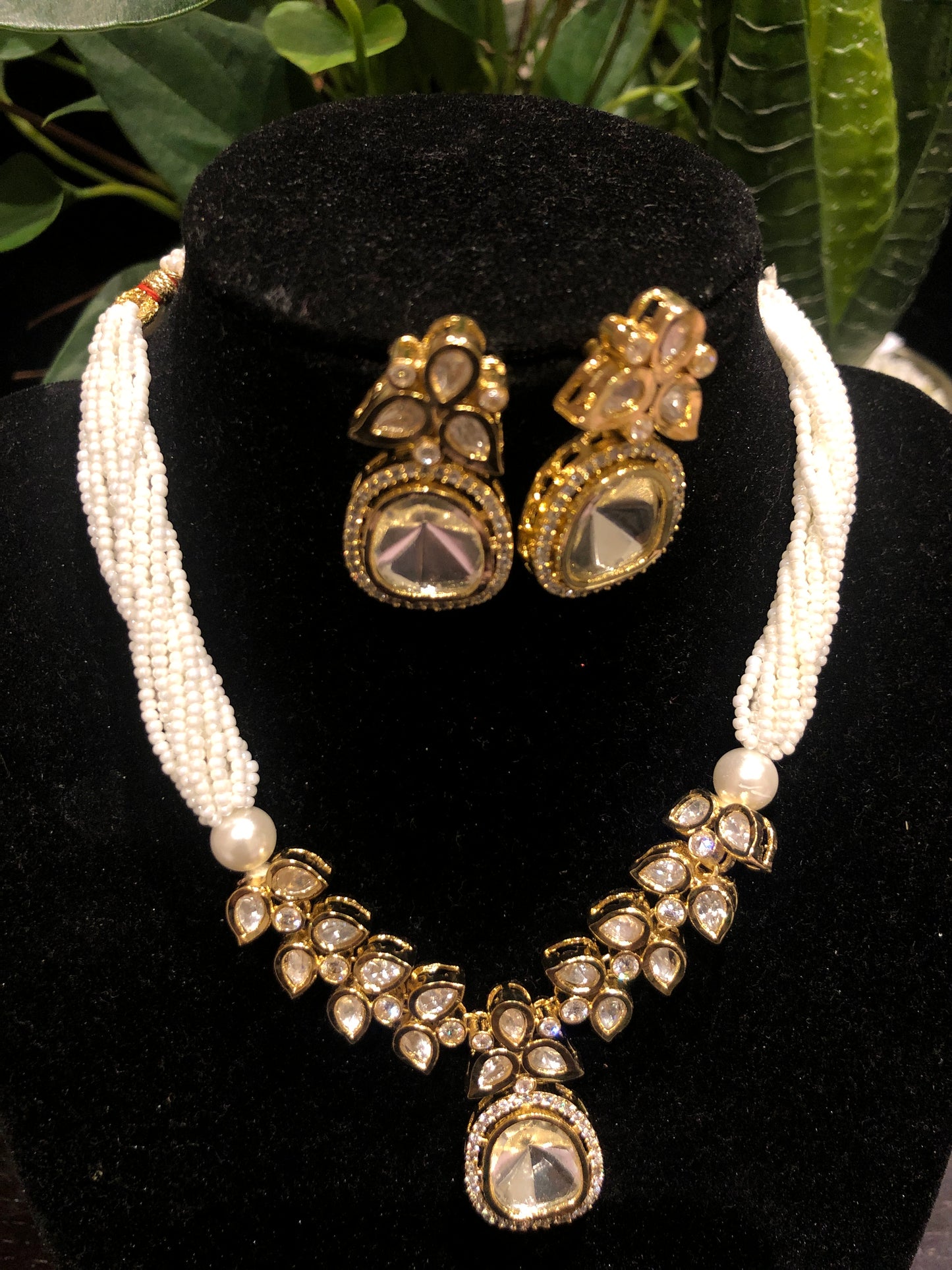 Beads polki neckpiece with earring